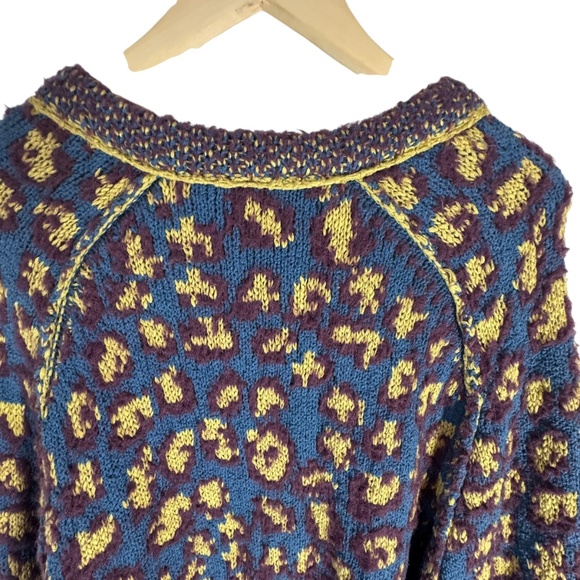 Free People Little Animal Pullover Chunky Knit Oversized Fig Combo Sweater Sz S - Picture 4 of 8